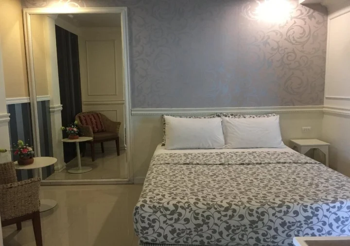 Тхаланг: Oyo 1117 Phuket Airport Suites