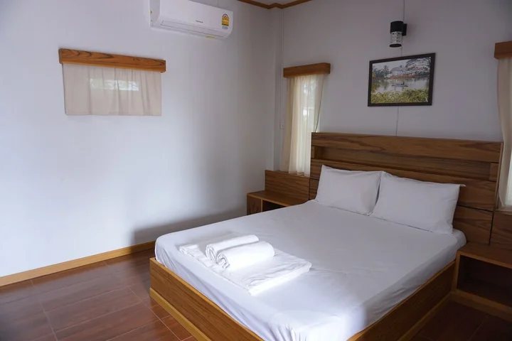 Лансака: Dokjan Resort