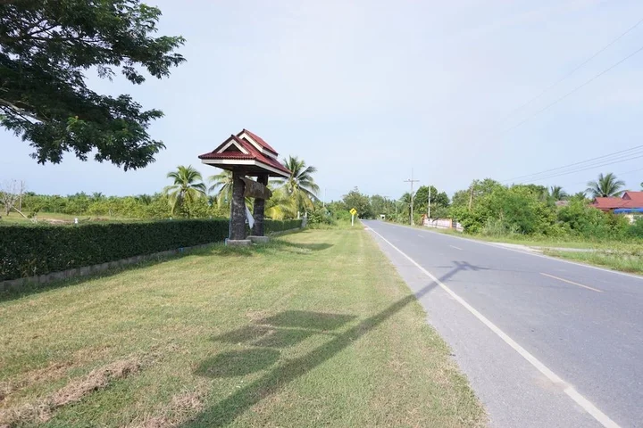 Лансака: Dokjan Resort