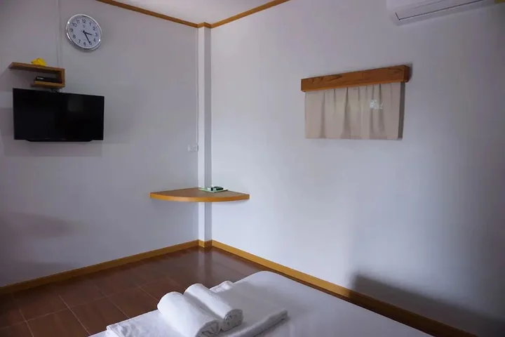 Лансака: Dokjan Resort