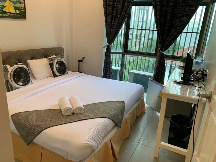 Бангкок: 101 Seoul Hostel