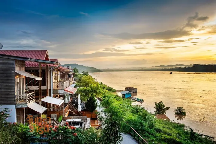 Чианг-Хан: Chandra Varin Riverfront