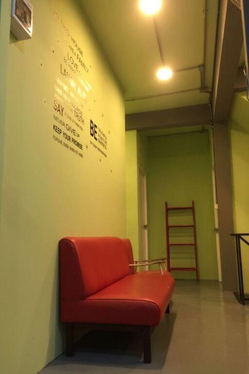 Бангкок: Samsen 8 Hostel