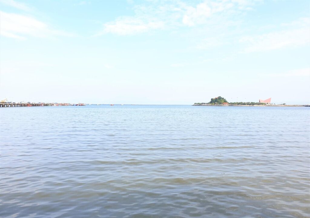 Сирача: Samchai Resort
