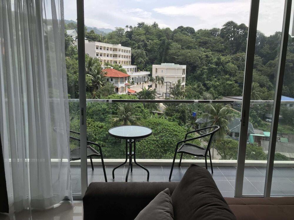 Муанг: Seventh Condo Karon
