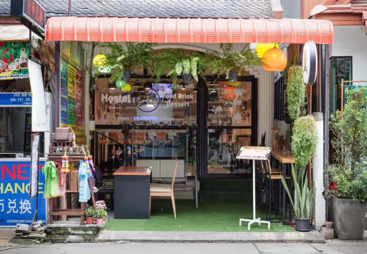 Чиангмай: Starnong Cafe & Hostel