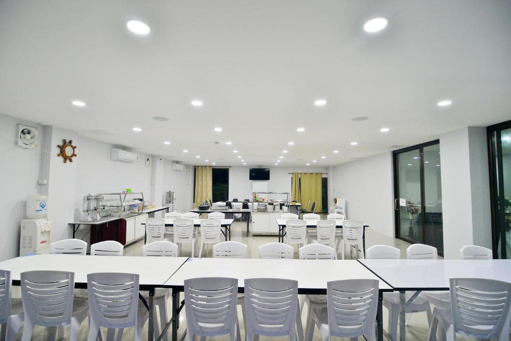 Пхаяу: Sabuy Best Hotel Phayao