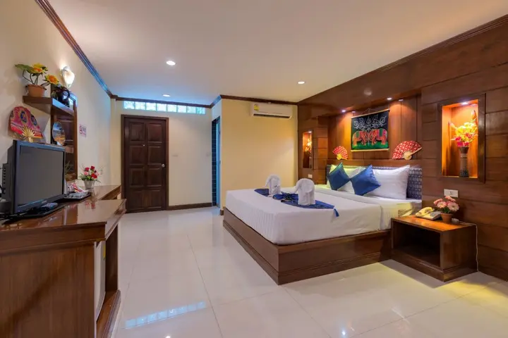 Кату: PR Patong Residence