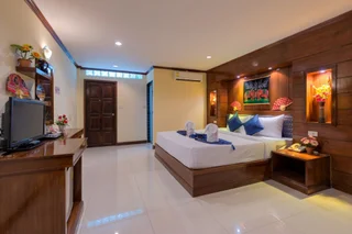 Кату: PR Patong Residence