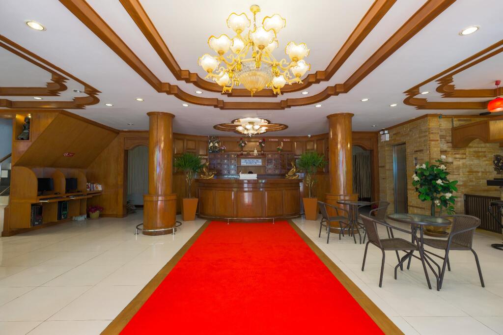 Кату: PR Patong Residence