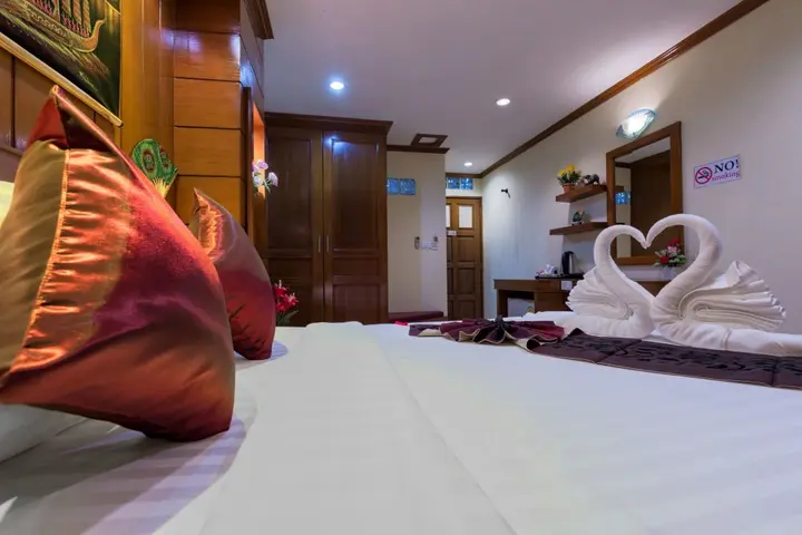 Кату: PR Patong Residence