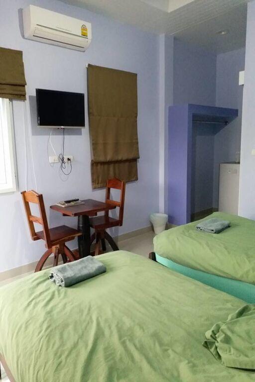 Районг: PT House Resort
