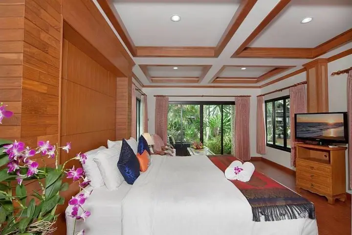 Тхаланг: BangTao Tara Villa Two