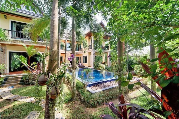 Тхаланг: BangTao Tara Villa Two