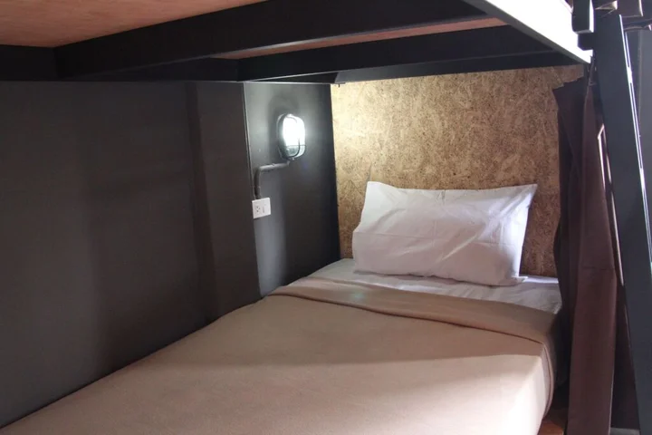 Муанг: Vitamin Sea Hostel Phuket
