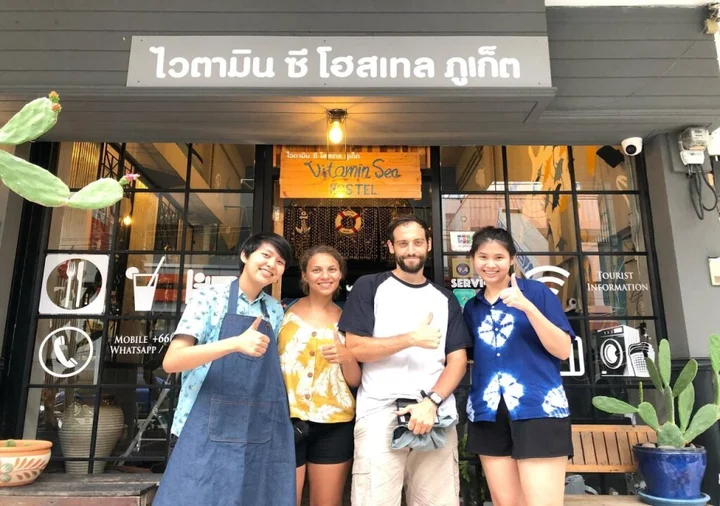 Муанг: Vitamin Sea Hostel Phuket