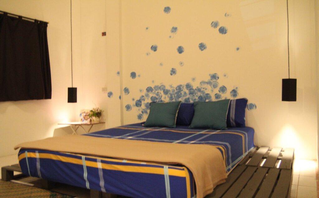 Муанг: Vitamin Sea Hostel Phuket