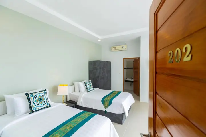 Кату: Rossarin Sea View Patong