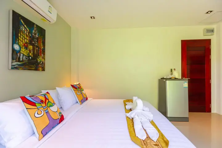 Кату: Rossarin Sea View Patong