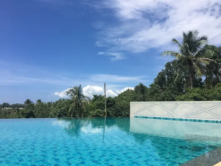 Coastal 1bed Infinity Pool Walk to Great Beach — фото 1