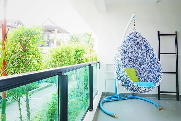 Тхаланг: Coastal 1bed Infinity Pool Walk to Great Beach