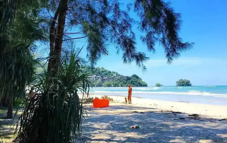 Тхаланг: Coastal 1bed Infinity Pool Walk to Great Beach