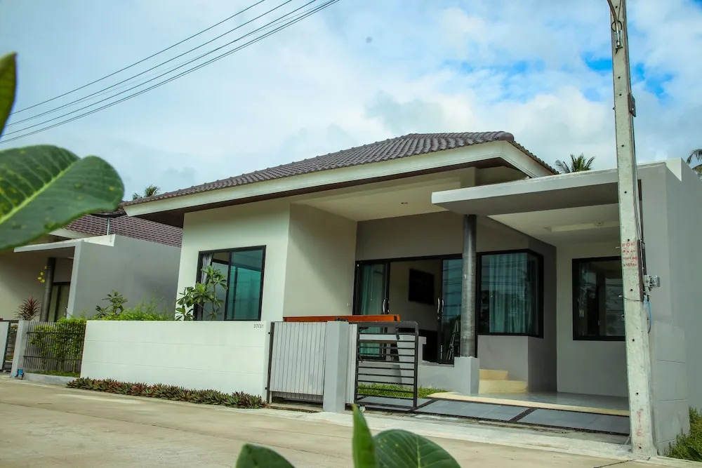 Самуи: Specious Vacation Dia House 8 Minutes to Pristine Beach