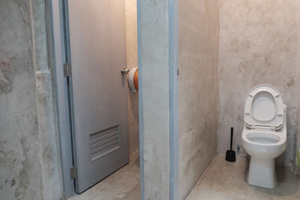 Бангкок: The Bridge Hostel