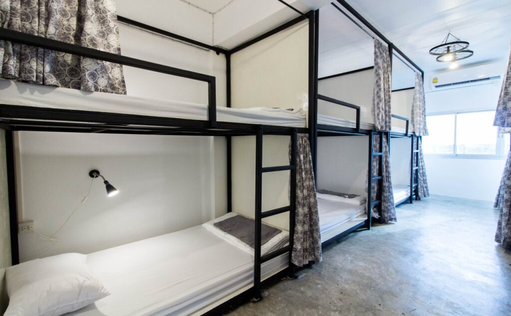 Аюттхая: 11.11 Hostel