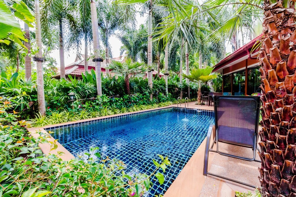 Тхаланг: Serene Boutique Garden Resorts