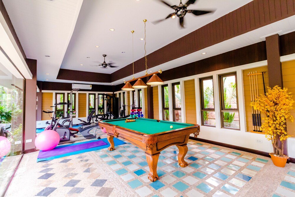 Тхаланг: Serene Boutique Garden Resorts