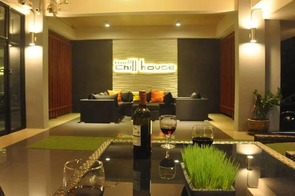 Кхонкэн: Kanyarat Lakeview Condominium by Wilai