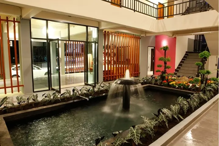 Кхонкэн: Kanyarat Lakeview Condominium by Wilai