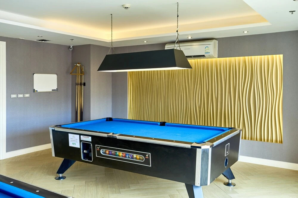Паттайя: Grande Carribean sea view apartments Jomtien beach
