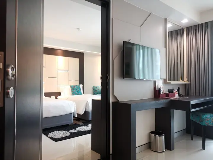 Бангкок: Hotel Clover Asoke