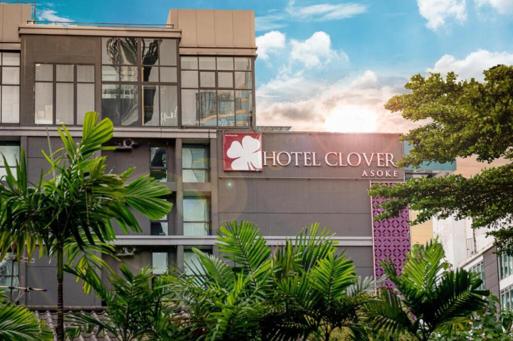 Бангкок: Hotel Clover Asoke