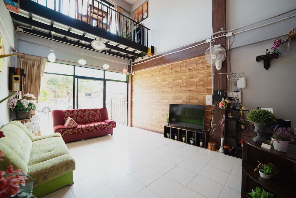 Аюттхая: OYO 465 Krung Kao Traveller Lodge