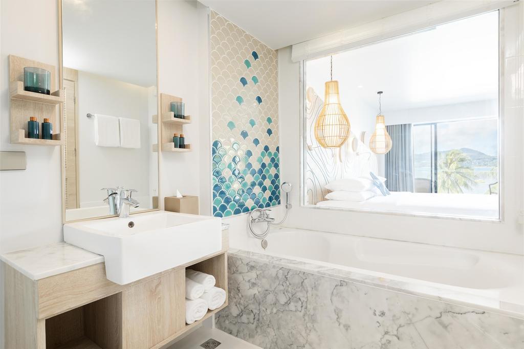 Кату: LIV Hotel Phuket Patong Beachfront