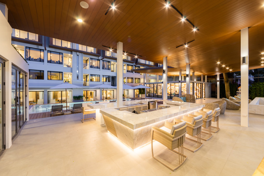 Кату: LIV Hotel Phuket Patong Beachfront