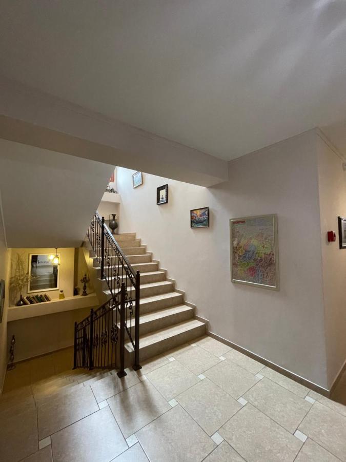 Владикавказ: Гостинично-Ресторанный комплекс Ветерок