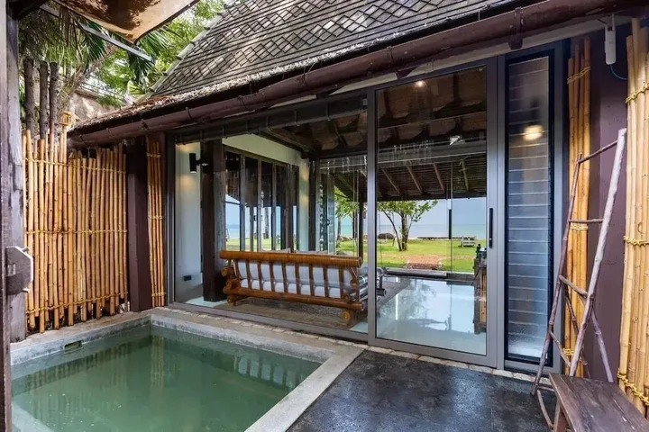 Сам-Рои-Йот: Pranburi Beach Front House
