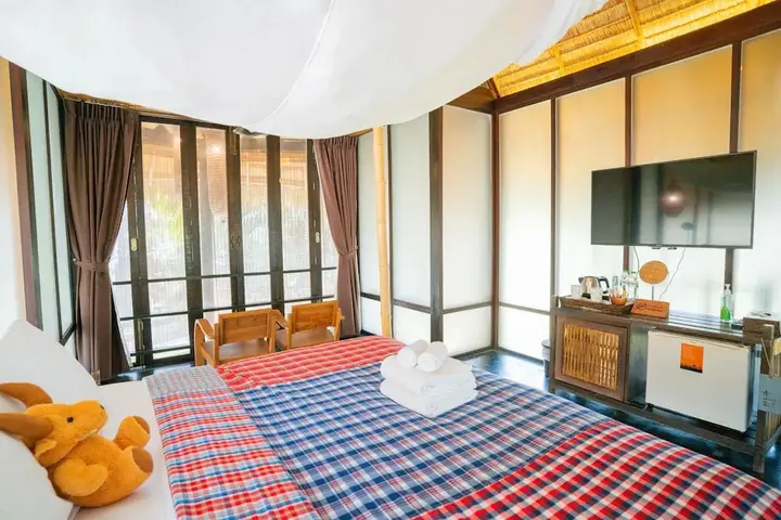 Сам-Рои-Йот: Pranburi Beach Front House