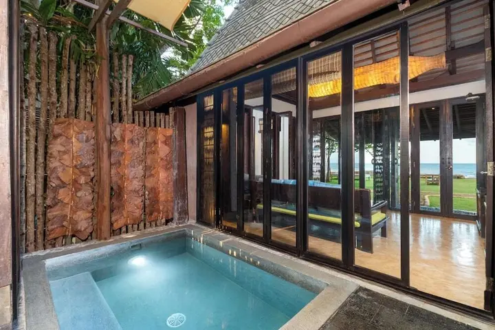 Сам-Рои-Йот: Pranburi Beach Front House