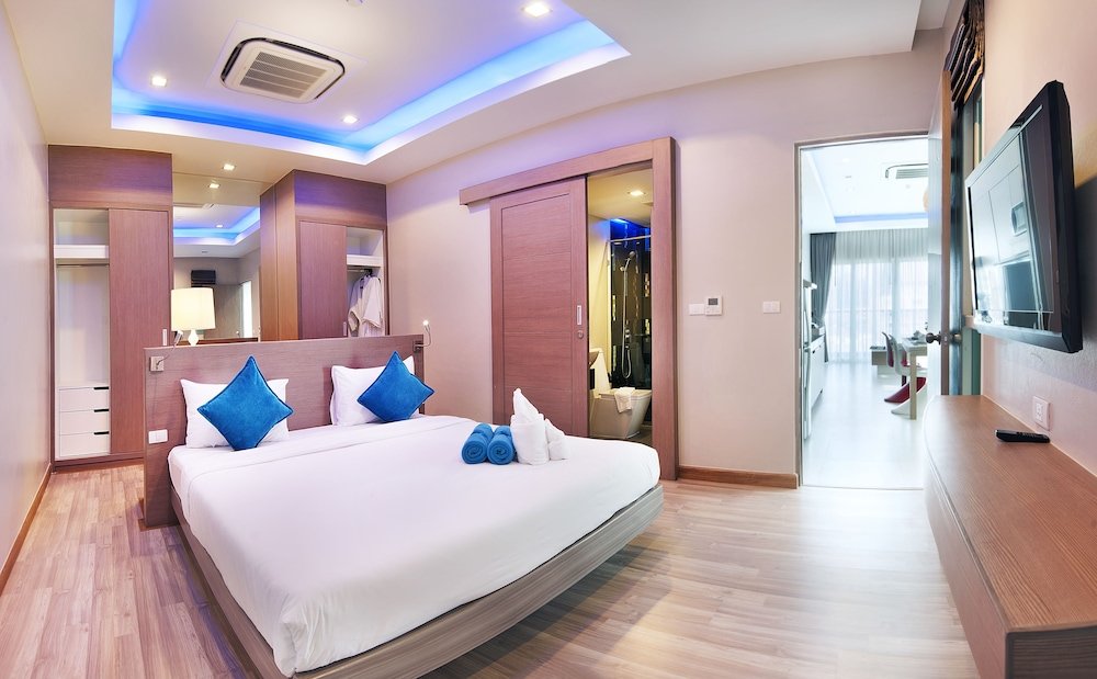 Кату: Ratana Apart Hotel at Kamala