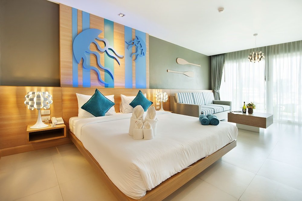 Кату: Ratana Apart Hotel at Kamala