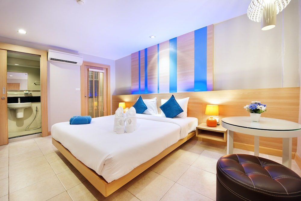 Кату: Ratana Apart Hotel at Kamala