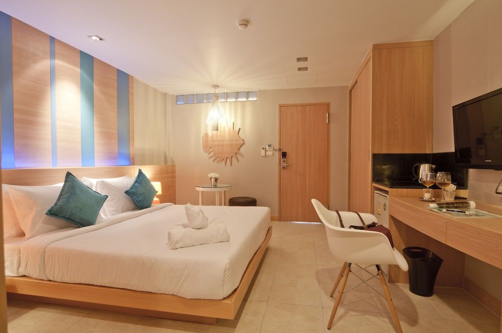 Кату: Ratana Apart Hotel at Kamala