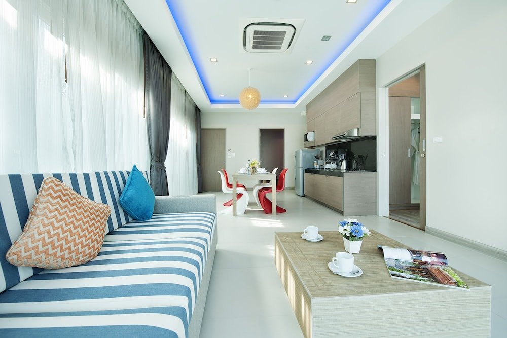 Кату: Ratana Apart Hotel at Kamala