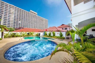 Паттайя: Royal Park Apartments