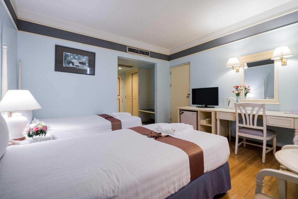 Хатъяй: Diamond Plaza Hotel
